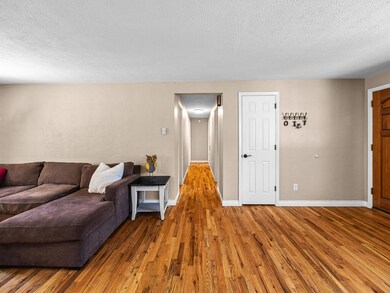Sage Way-16