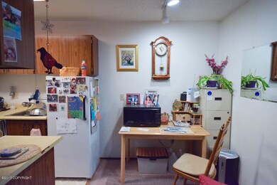 Kitchen / Dining
