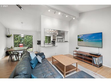 1995 SW Huntington Ave, Portland, OR 97225 - photo 5