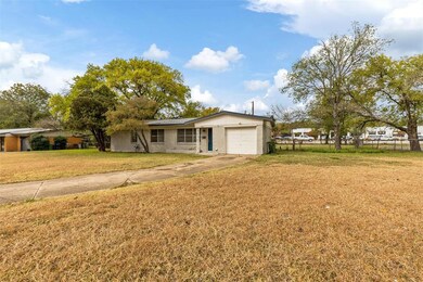 8033 Laura St, North Richland Hills, TX 76180 - photo 6