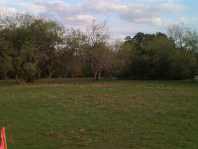 21019 Hill Terrace Ct, Whitney, TX 76692 - photo 2