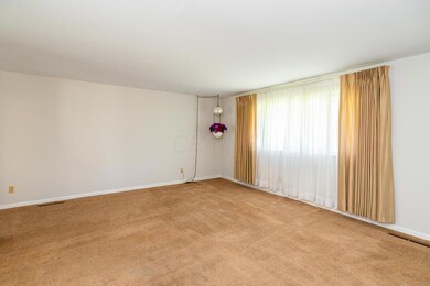 3902 Conway Dr, Columbus, OH 43227 - photo 5