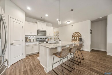 9135 Monteagle Blvd, Owens Cross Roads, AL 35763 - photo 7