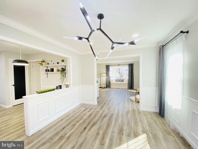 5918 Roberts Common Ct, Burke, VA 22015 - photo 6