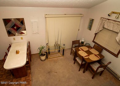 8873 Chipmunk Ln, Tobyhanna, PA 18466 - photo 3