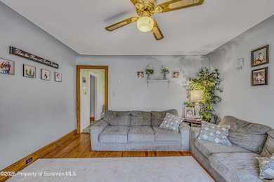 723 Chestnut St, Eynon, PA 18403 - photo 2