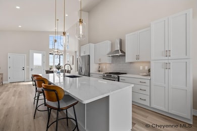 4056 Saddleback Ln, Cheyenne, WY 82001 - photo 2