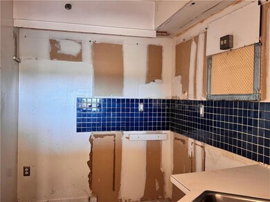 The Concorde unit 1609, Atlanta, GA 30305 - photo 6