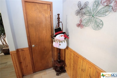 945 County Road 4810, Copperas Cove, TX 76522 - photo 6