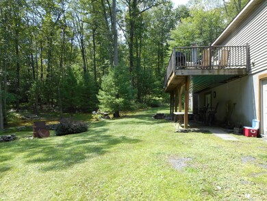107 Tranquility Ct, Dingmans Ferry, PA 18328 - photo 3