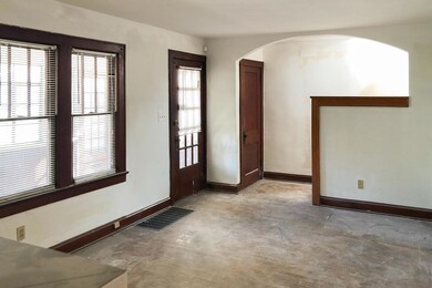 221 N Hague Ave, Columbus, OH 43204 - photo 7