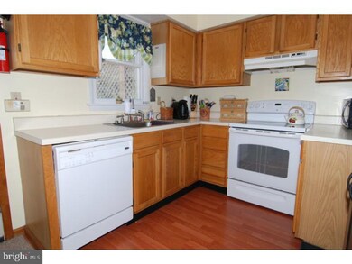 651 Lincoln St, Shoemakersville, PA 19555 - photo 7