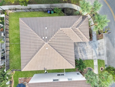 15803 SW 48th Place, Miramar, FL 33027 - photo 2