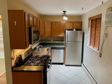 1818 Arthur St NE unit 2, Minneapolis, MN 55418 - photo 4