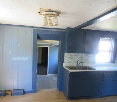 346 S Main St, Orange, MA 01364 - photo 6