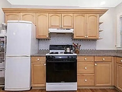 70 Wren St unit 1, West Roxbury, MA 02132 - photo 7