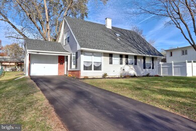 25 Pilgrim Ln, Willingboro, NJ 08046 - photo 2