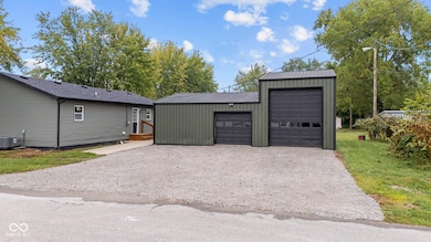 1105 Pearl St, Austin, IN 47102 - photo 3