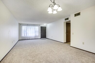 6-Formal Living Dining