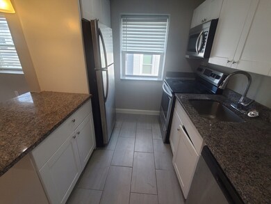 24 Colgate Rd unit 13, Boston, MA 02131 - photo 2