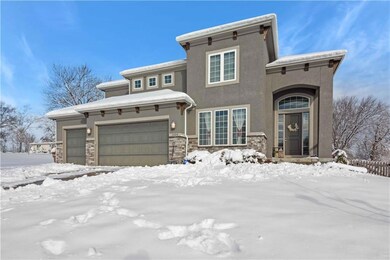 1604 Halls Creek Ave, Raymore, MO 64083 - photo 2