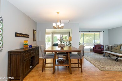 10214 W Cumberland Dr, Sun City, AZ 85351 - photo 6