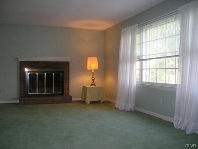 5881 Shepherd Hills Ave, Allentown, PA 18106 - photo 5