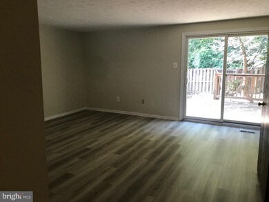 9402 Chippenham Dr, Laurel, MD 20723 - photo 3