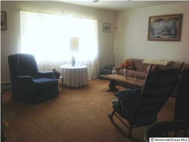 144 Castleton Dr, Toms River, NJ 08757 - photo 3