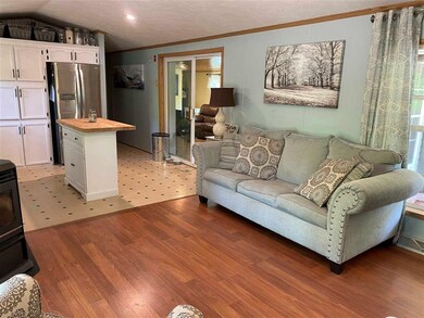 762 Battle St, Webster, NH 03303 - photo 2