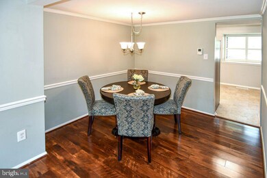 7015 Knighthood Ln, Columbia, MD 21045 - photo 7