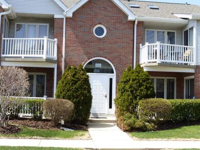 1222 Chalet Rd unit 104, Naperville, IL 60563 - photo 2