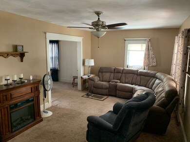 70 Armstrong St, West Springfield, MA 01089 - photo 5