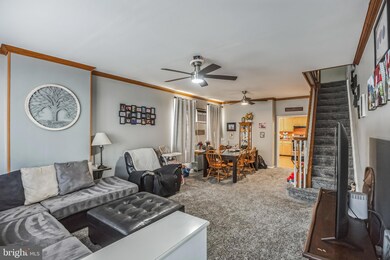 4458 Salmon St, Philadelphia, PA 19137 - photo 3