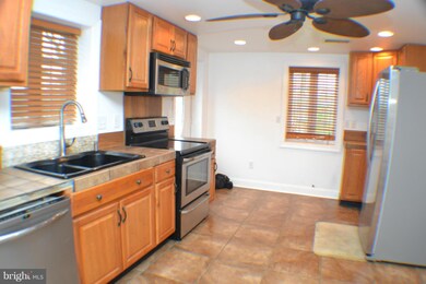 3320 Flat Iron Rd, Montross, VA 22520 - photo 7