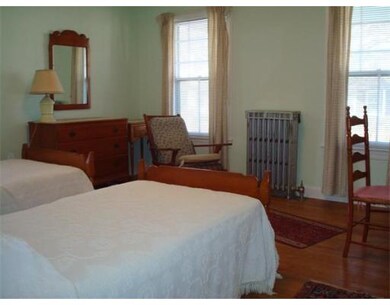 13 K St, Turners Falls, MA 01376 - photo 5