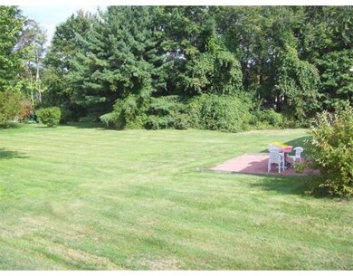 381 Shea St, Fitchburg, MA 01420 - photo 3