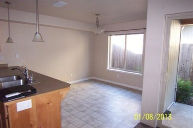 2214 NW Kip Ln, Grants Pass, OR 97526 - photo 5