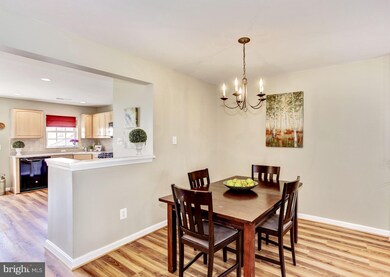 42795 Pilgrim Square, Chantilly, VA 20152 - photo 5