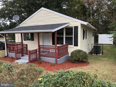 1109 Cypresstree Dr, Capitol Heights, MD 20743 - photo 2