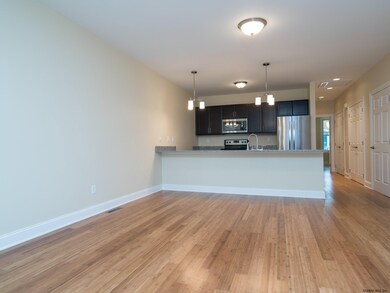 128 Jefferson St unit 1st floor, Albany, NY 12210 - photo 3