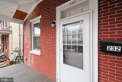 232 Morgan St, Phoenixville, PA 19460 - photo 3