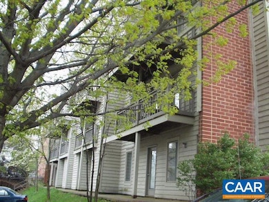 1305 Wertland St unit B4, Charlottesville, VA 22903 - photo 2