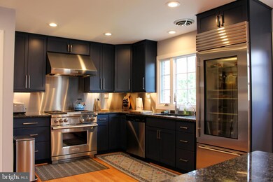 6909 Baylor Dr, Alexandria, VA 22307 - photo 3