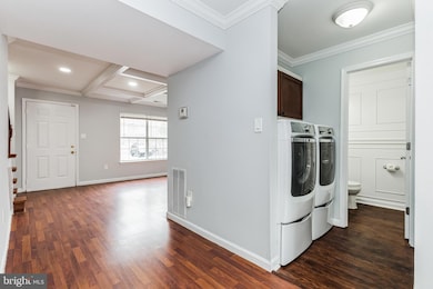 9491 Linden Leaf Ct unit 5, Fairfax, VA 22031 - photo 6