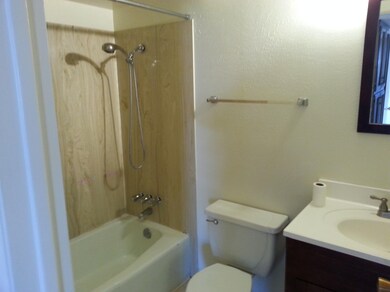 6700 Orphelia Ave NE, Albuquerque, NM 87109 - photo 7
