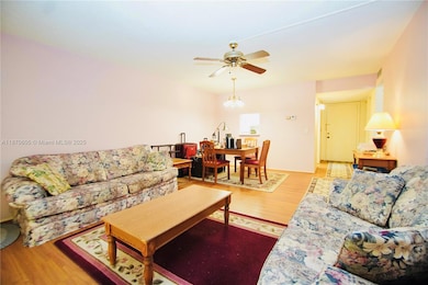 702 Lori Dr unit 190, Palm Springs, FL 33461 - photo 6