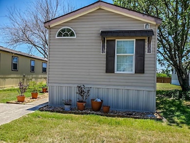 9605 W US Highway 90 unit 319, San Antonio, TX 78245 - photo 2