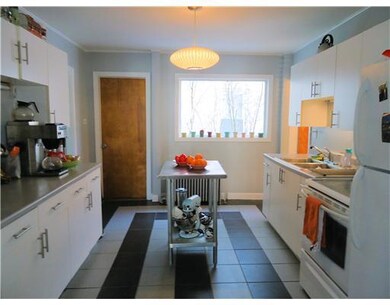 19 Deane St, Portland, ME 04102 - photo 6