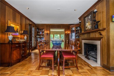 Formal Dining